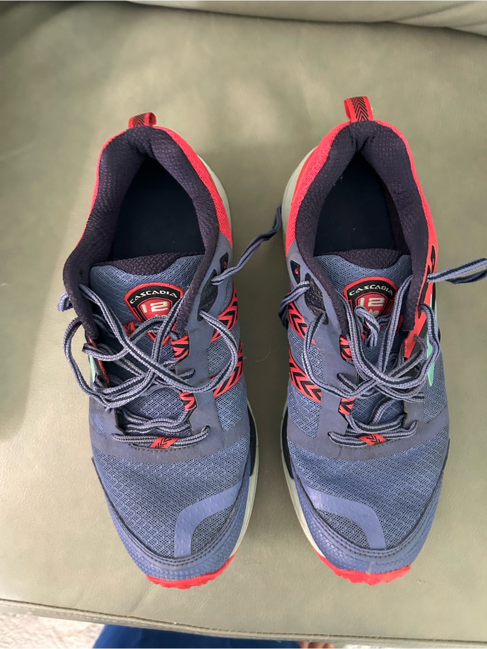 Brooks woman’s Trail Running Shoes - Navy with Red Accents